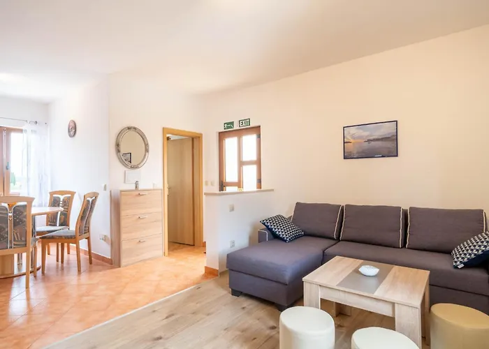 Casa Olea By Briskva Kaštelir