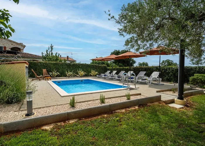 빌라 Casa Olea By Briskva