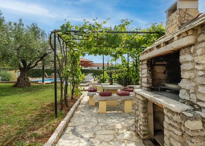 Casa Olea By Briskva Kaštelir